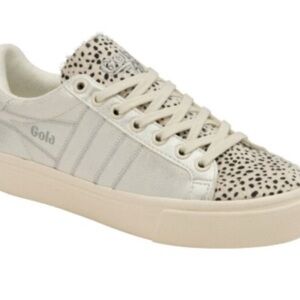 Gola Women's Cream and Black Patterned Sneakers